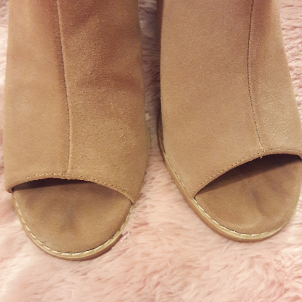 Platform Sandals - Picture 5 of 6